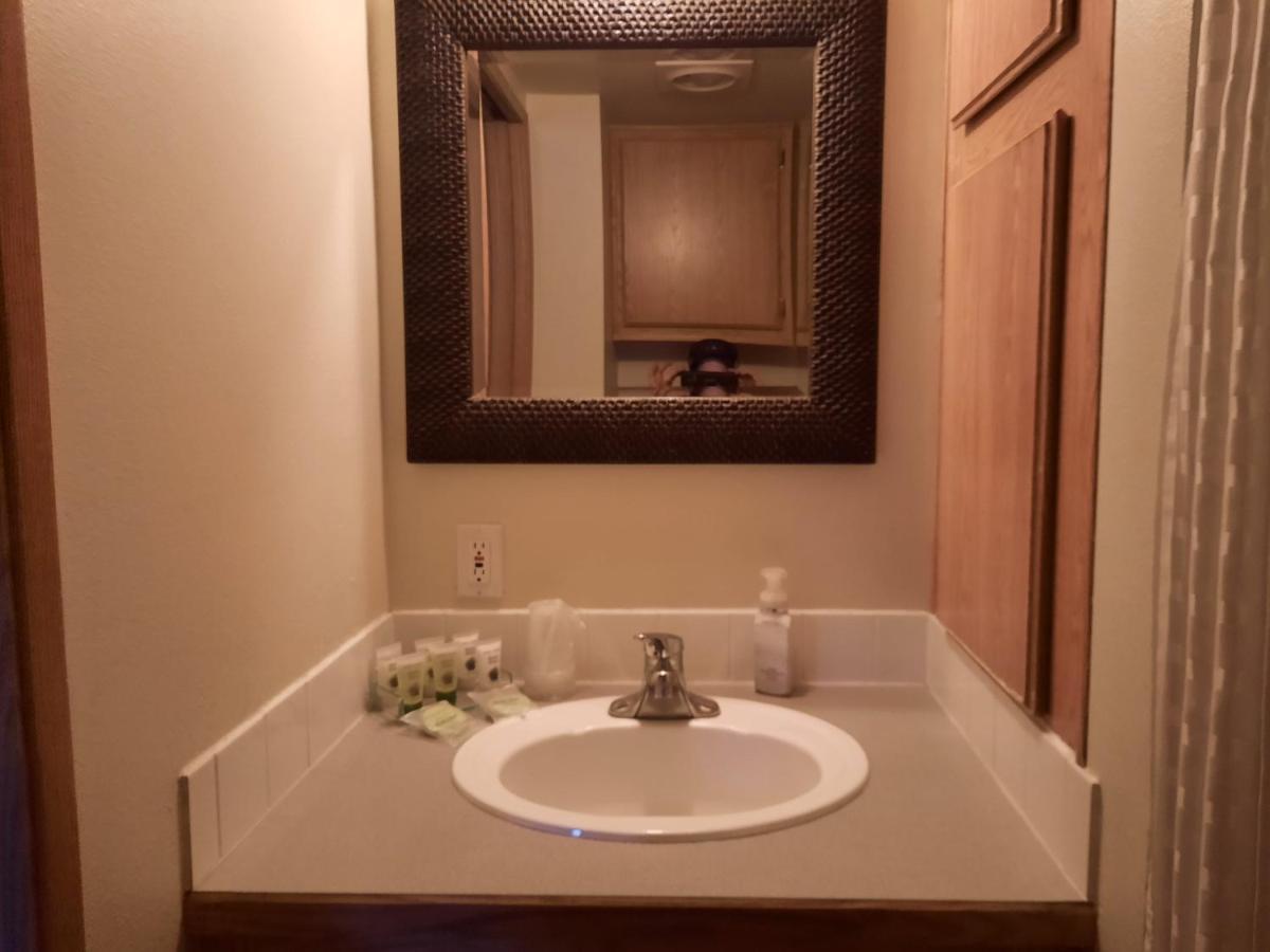 Willamette Pass Inn & Chalets Odell Lake Εξωτερικό φωτογραφία